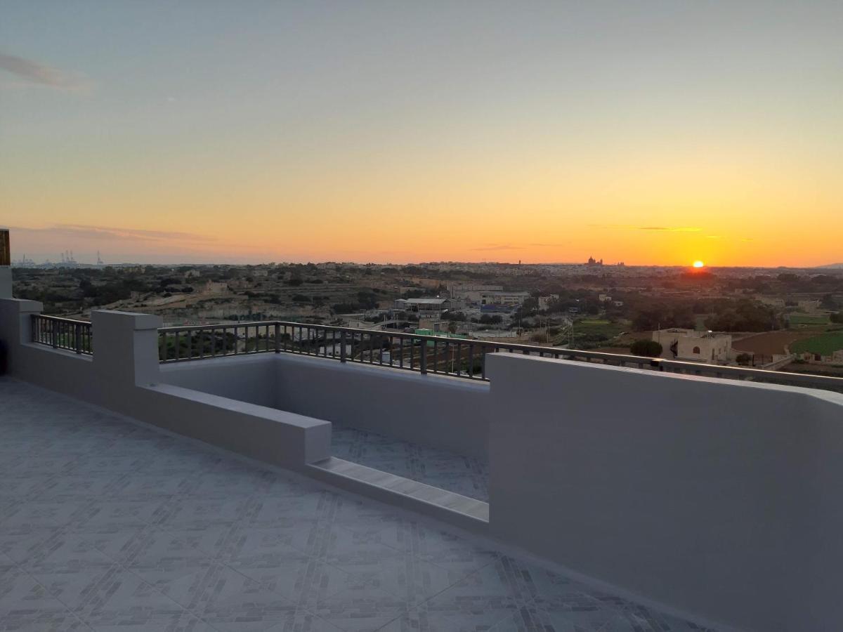 Penthouse 2 Apartment Marsaskala Ngoại thất bức ảnh